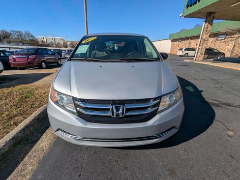 Used 2015 Honda Odyssey LX image 2