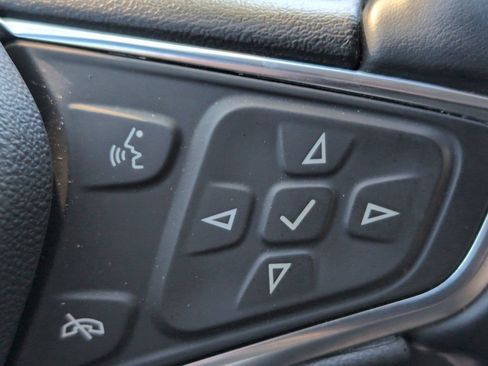 Used 2024 Chevrolet Equinox LT AWD/4WD image 20