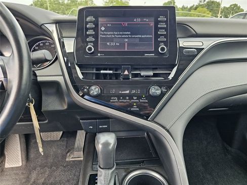 Used 2024 Toyota Camry SE w/ Blackout Package (TMS) AWD/4WD image 44