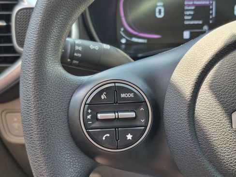 Used 2024 Kia Soul LX w/ Option Group 015 FWD image 14