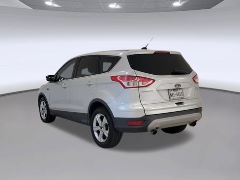 Used 2015 Ford Escape SE AWD/4WD image 3