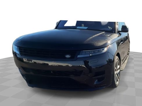Used 2023 Land Rover Range Rover Sport First Edition image 6
