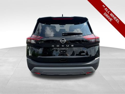 Used 2023 Nissan Rogue S AWD/4WD image 4