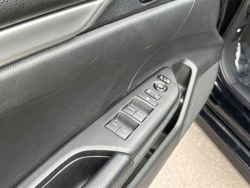 Used 2019 Honda Civic Sport image 19