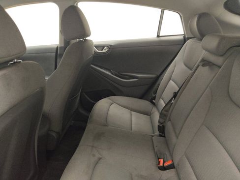 Used 2022 Hyundai Ioniq SE FWD image 18