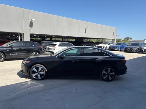 Used 2025 Audi A5 2.0T Premium Plus w/ Premium Plus AWD/4WD image 9
