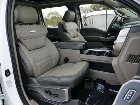 Used 2026 Ford F450 Platinum w/ Platinum Plus Package image 52