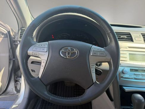 Used 2009 Toyota Camry Hybrid w/ Leather Pkg FWD image 21