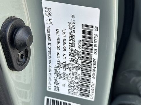 Certified 2023 Toyota Tacoma TRD Off-Road w/ Advanced Technology Package AWD/4WD image 31