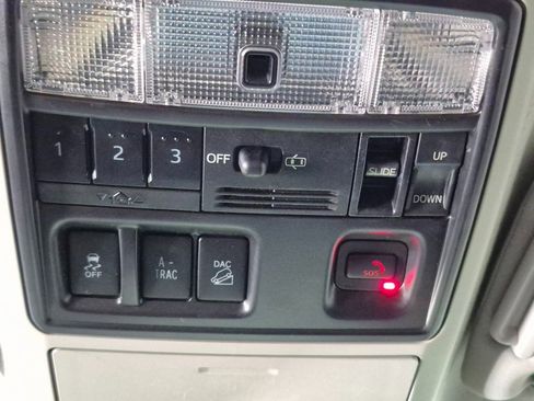 Used 2020 Toyota 4Runner Nightshade image 22