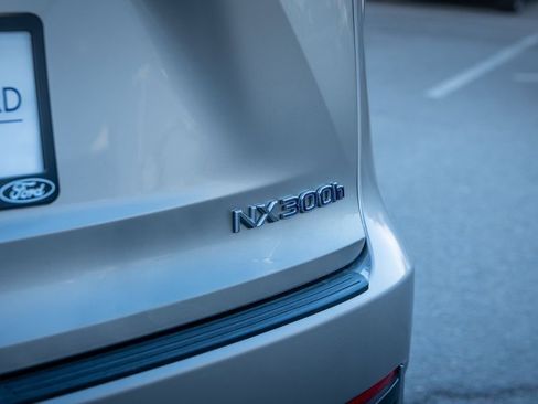 Used 2020 Lexus NX 300h AWD w/ Premium Package image 11