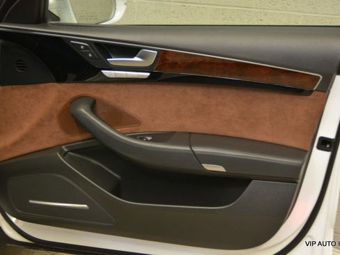 Used 2012 Audi A8 L 4.2 w/ Rear Seat Comfort Pkg image 8