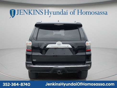 Used 2021 Toyota 4Runner Limited AWD/4WD image 5