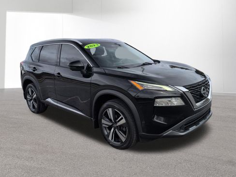 Used 2023 Nissan Rogue SL AWD/4WD image 3