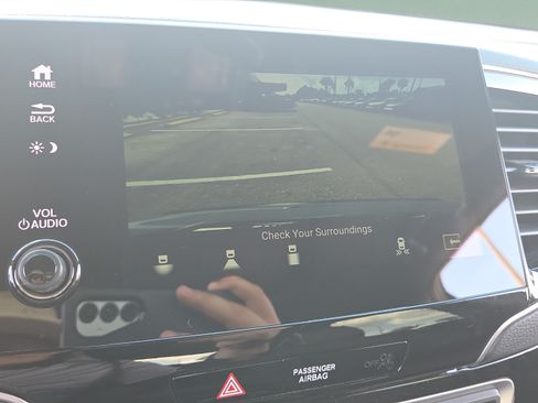 Used 2025 Honda Passport Black Edition image 30