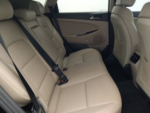 Used 2018 Hyundai Tucson SEL Plus FWD image 19