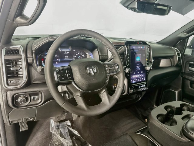 Used 2026 RAM 2500 Laramie AWD/4WD image 11