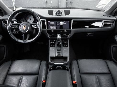 Certified 2023 Porsche Macan S AWD/4WD image 12
