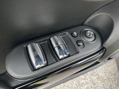 Certified 2024 MINI Cooper S image 25