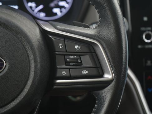 Used 2023 Subaru Outback Limited AWD/4WD image 26