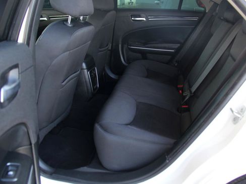 Used 2023 Chrysler 300 Touring w/ Sport Appearance Package RWD image 25