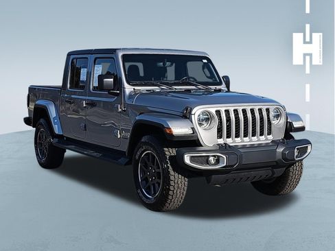 Used 2020 Jeep Gladiator Overland image 1