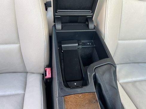 Used 2011 BMW 328i xDrive Sedan image 21