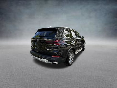 Used 2024 BMW X5 xDrive40i AWD/4WD image 7
