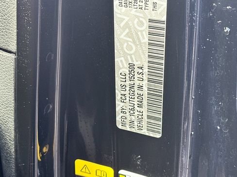 Used 2022 Jeep Gladiator Mojave w/ Trailer Tow Package image 29