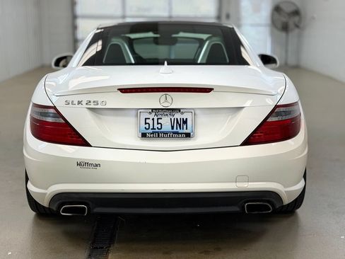 Used 2014 Mercedes-Benz SLK 250 image 6