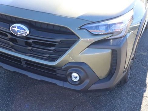 Certified 2025 Subaru Outback Onyx Edition w/ Popular Package #2 image 10