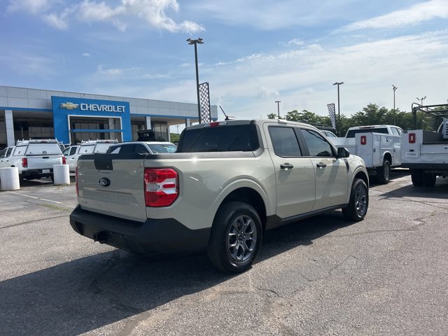 Certified 2025 Ford Maverick XLT w/ Equipment Group 302A AWD/4WD image 3