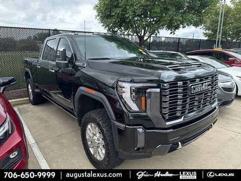 Used 2024 GMC Sierra 2500 Denali Ultimate AWD/4WD image 1