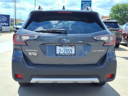 Certified 2025 Subaru Outback Limited AWD/4WD image 6
