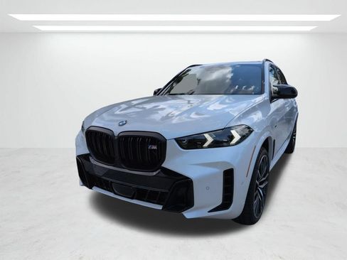 New 2026 BMW X5 M60i w/ Climate Comfort Package AWD/4WD image 8