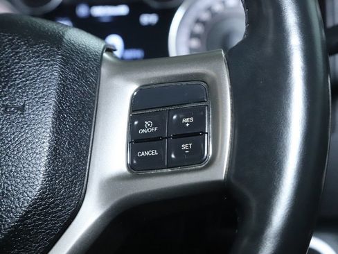 Used 2015 RAM 3500 Laramie w/ Convenience Group AWD/4WD image 23