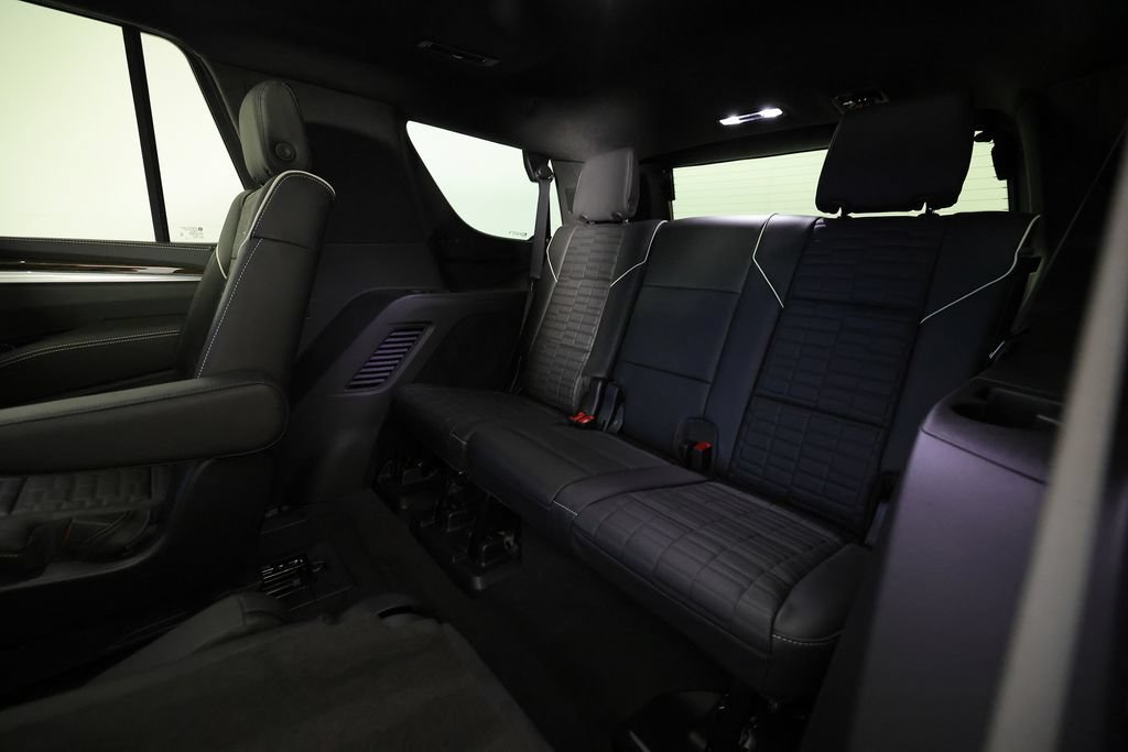 Used 2026 Cadillac Escalade Platinum Sport w/ LPO, ONYX Package AWD/4WD image 15