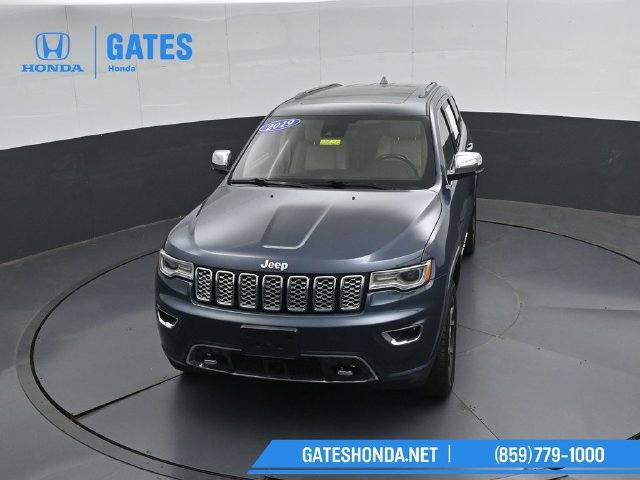 Used 2019 Jeep Grand Cherokee Overland AWD/4WD image 52