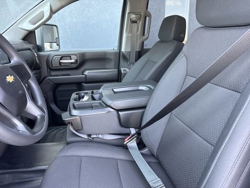 Used 2026 Chevrolet Silverado 2500 W/T w/ WT Convenience Package image 5