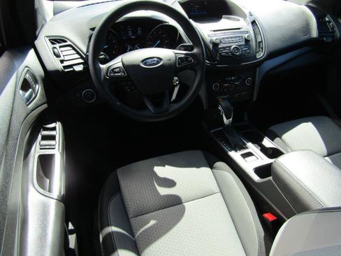 Certified 2018 Ford Escape SE AWD/4WD image 2