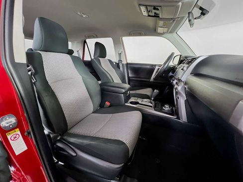 Used 2018 Toyota 4Runner SR5 image 27