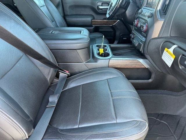 Used 2022 Chevrolet Silverado 2500 High Country w/ Z71 Off-Road Package AWD/4WD image 11