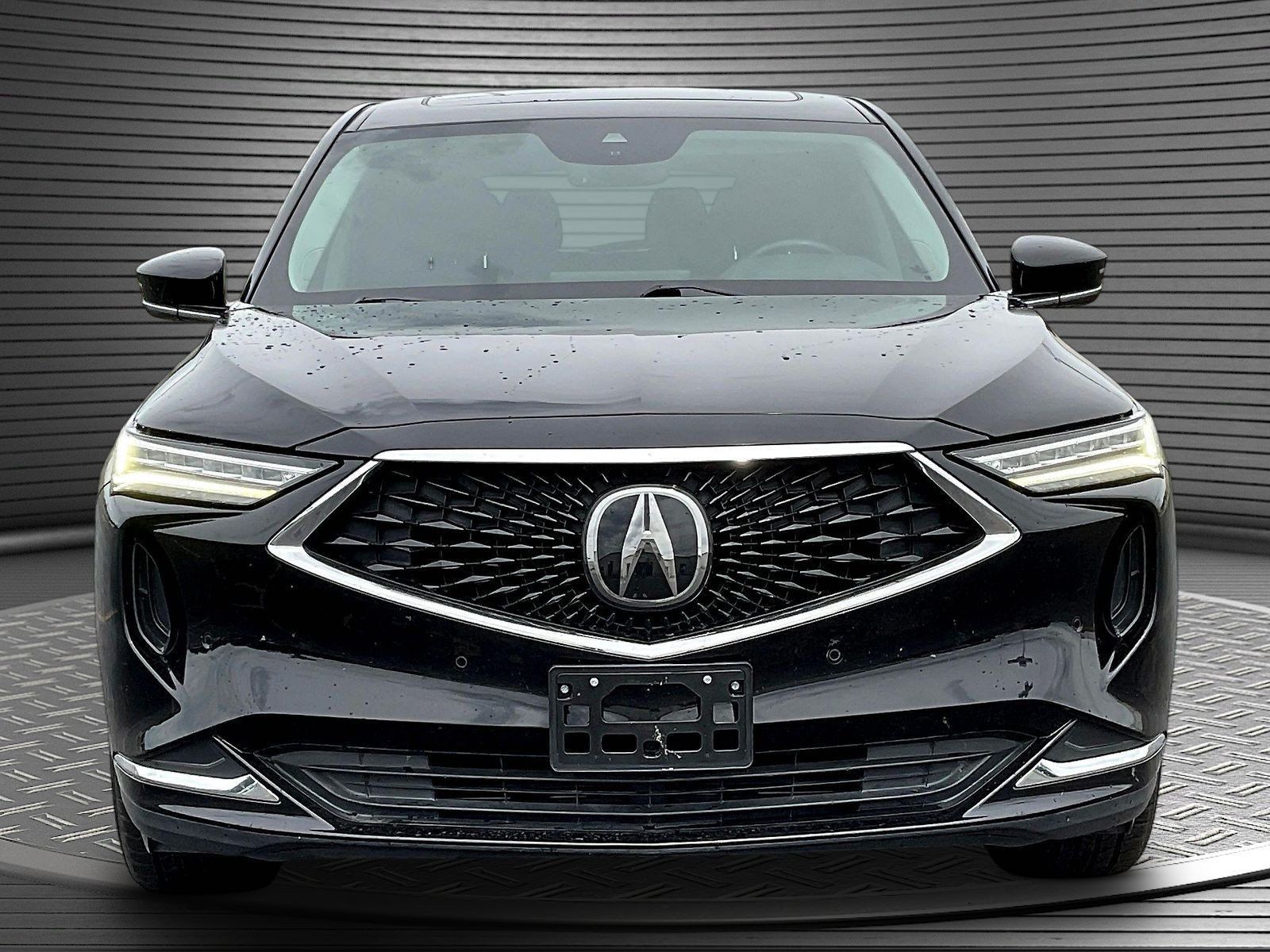 Used 2022 Acura MDX w/ Technology Package FWD image 2