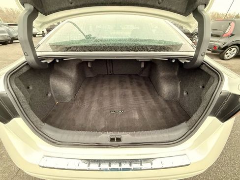 Certified 2021 Nissan Altima 2.5 Platinum image 19