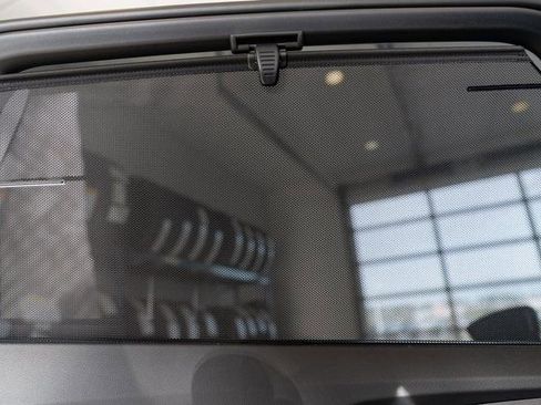 Used 2022 Audi e-tron S Prestige image 13