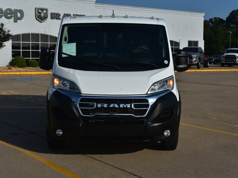 Used 2025 RAM ProMaster 2500 w/ U-Haul Equipment Group FWD image 2