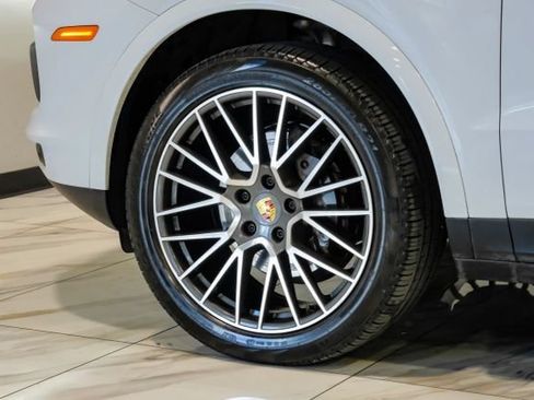 Used 2019 Porsche Cayenne AWD/4WD image 66