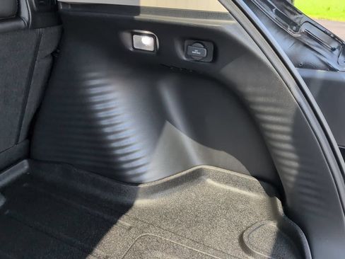 Used 2025 Honda HR-V EX-L image 35