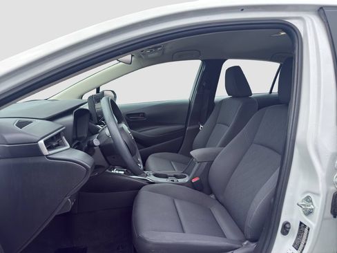 Used 2024 Toyota Corolla LE FWD image 9