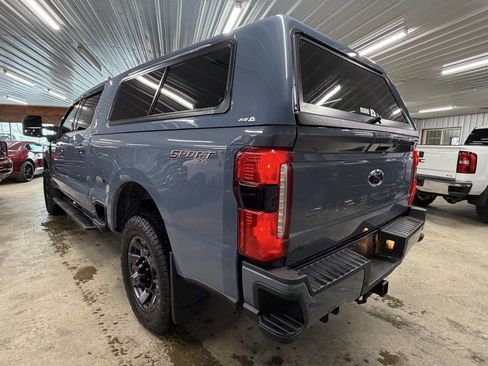 Used 2023 Ford F250 Lariat w/ Sport Appearance Package image 8